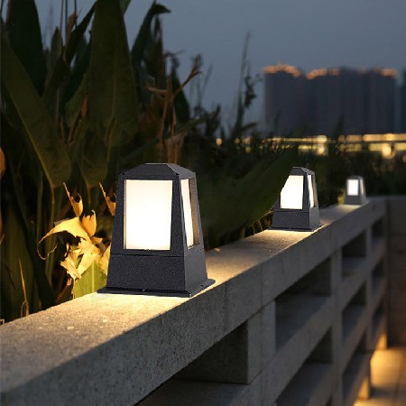 特色矮柱柱頭燈壓鑄鋁花園別墅庭院圍墻燈LED圍欄燈廠家批發(fā)